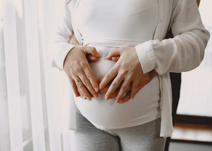 perubahan perut ibu hamil dari bulan ke bulan